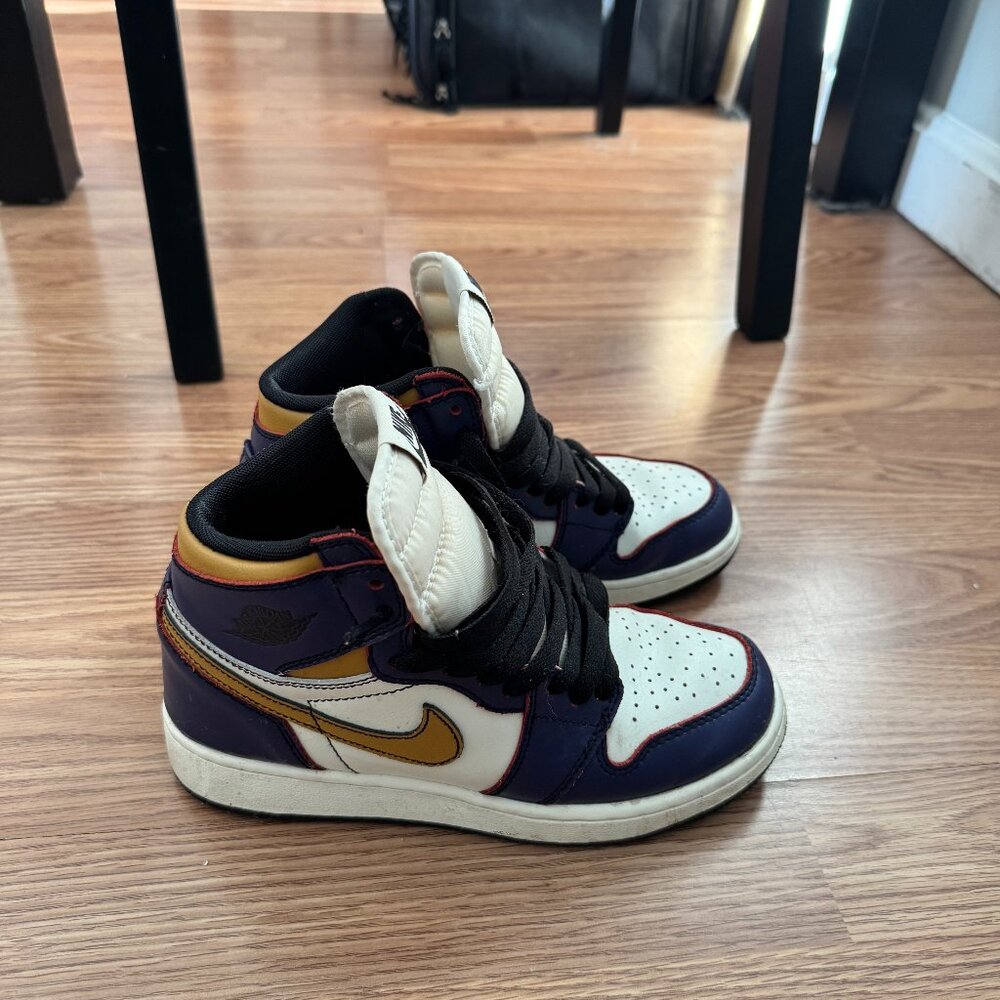 Jordan 1 Retro High OG (LA to Chicago)